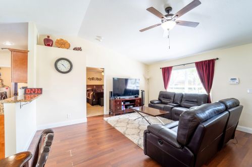 138 Cordoba Cir, West Palm Beach, FL 33411-1321