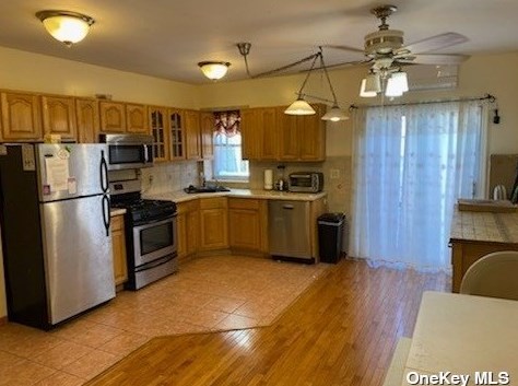 91-43 85th St, Jamaica, NY 11421-1210