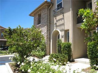 28416 Herrera St, Santa Clarita, CA 91354-3059