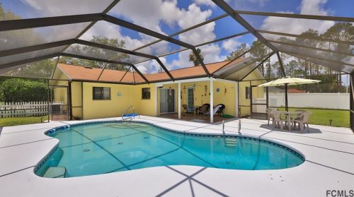 38 Diamond Dr, Palm Coast, FL 32164-6132