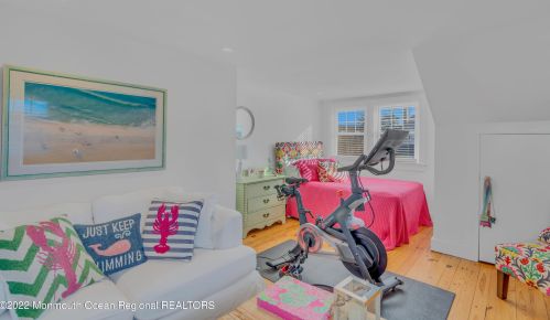 1817 Greenwood Ter, Belmar NJ 07719-2912 exterior