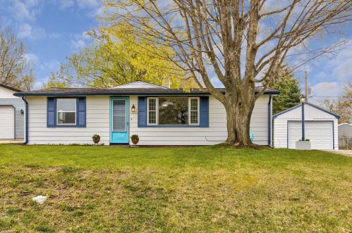 10327 Root River Dr, Caledonia, WI 53108-9629