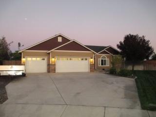 4807 Cypress Ct, Pasco, WA 99301-8175
