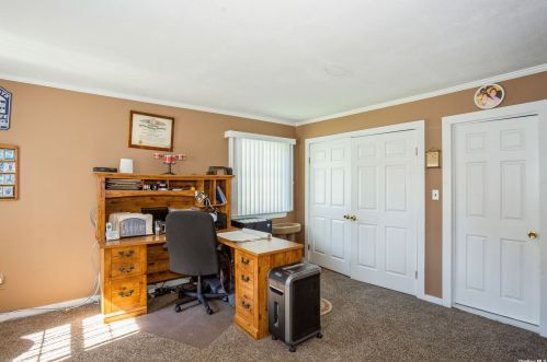 147 Washington Ave, Holtsville NY  11742-1051 exterior