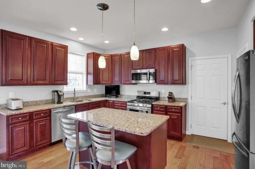 4 Ledgestone Dr, Siddonsburg PA  17019-9805 exterior