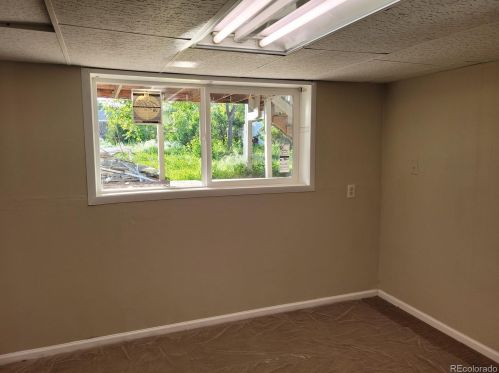 1092 Lewiston St, Denver CO 80015-4068 exterior