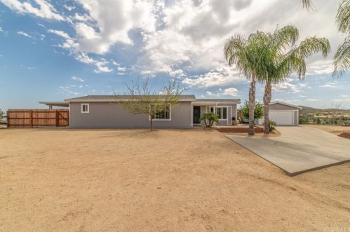 33121 Hidden Hollow Dr, Wildomar, CA 92595-8705