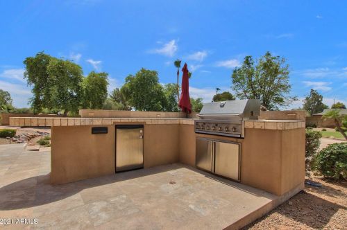 9833 Desert Cove Ave, Scottsdale AZ  85260-6219 exterior