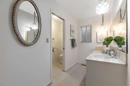 231 Donald Dr, Hollister CA  95023-6361 exterior