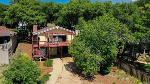 18817 Shore Dr, Middletown, CA 95467-8630