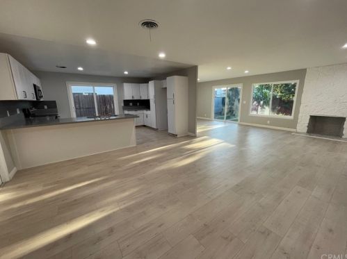 15621 California St, Tustin CA  92780-5009 exterior