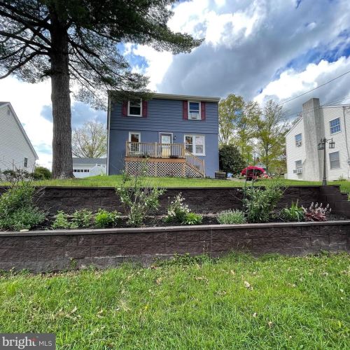 1223 Feist Ave, Pottstown PA  19464-3923 exterior