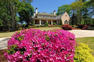 1607 Cross Creek Dr, Seneca SC  29678-1615 exterior