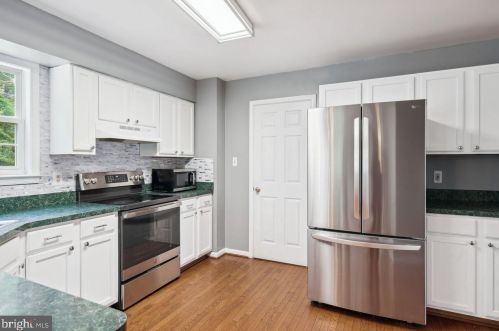 35 Amelia Ct, Fredericksburg VA  22405-6329 exterior