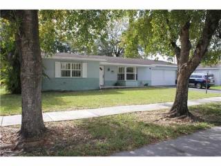 10340 103rd Ct, Miami, FL 33176-3519
