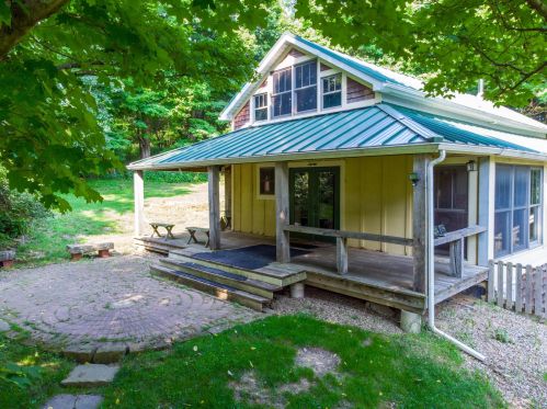 20790 Berry Rd, Mount Vernon, OH 43050-9226
