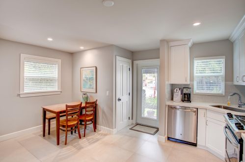 137 7th Ave, Delray Beach FL  33483-5244 exterior