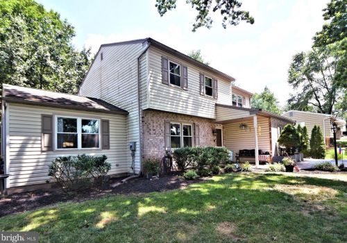 1512 Heather Pl, Pottstown, PA 19464-1709