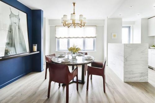 200 62nd St, New York NY  10023-7302 exterior