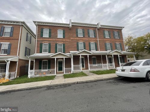 56 Mccaulley Ct, Wilmington, DE 19801-4042