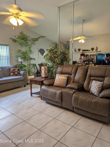 2809 Dunhill Dr, Cocoa FL  32926-5845 exterior