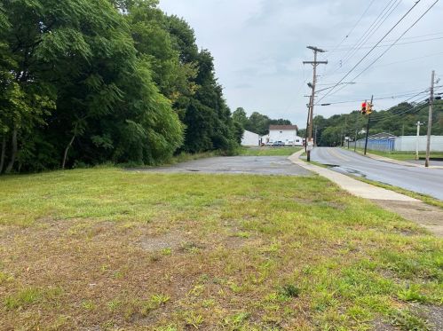 702 Croton Ave, New Castle PA  16101-2554 exterior