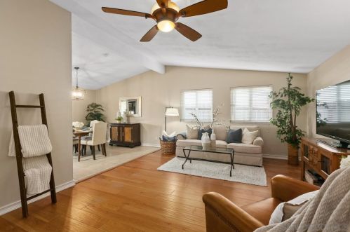5366 Winthrop St, San Diego, CA 92117-1552
