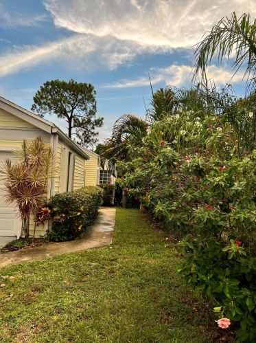 1429 Corn Flower Ln, West Palm Beach, FL 33415-4417