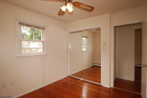 12 Tobyhanna Trl, Hopatcong NJ  07843-1024 exterior