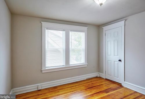 116 Lupton Ave, West Deptford NJ  08096-2313 exterior