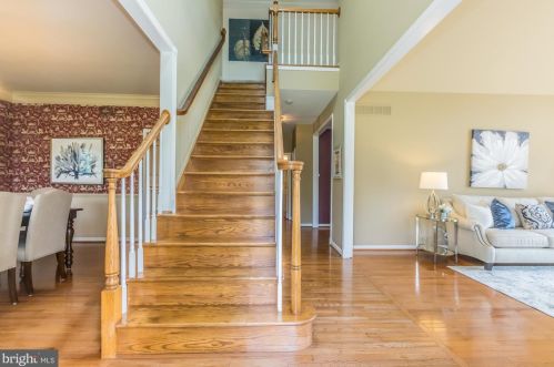 30 Chelsea Ct, Glen Mills PA  19342-1785 exterior