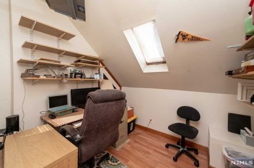 131 Schley St, Outwater NJ  07026-2337 exterior