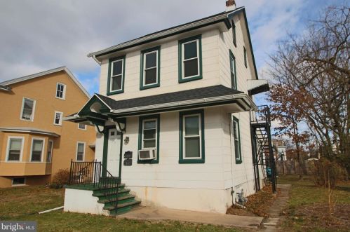 17 4th St, Lansdale, PA 19446-2601