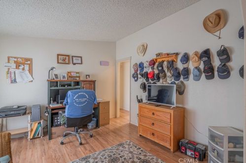 32389 Valley View Ave, Lake Elsinore CA  92530-0518 exterior