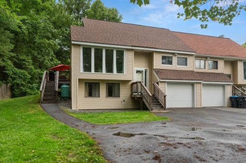 23 Hampstead Rd, Salem, NH 03079-2404