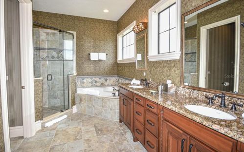 304 Muirfield Loop, Kissimmee FL 34747-6413 exterior