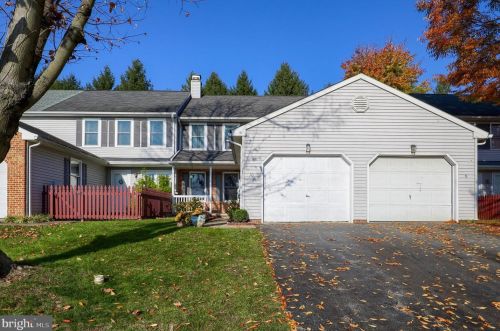 10 Townsend Ct, Lancaster, PA 17603-6799