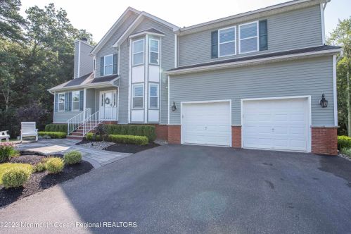 9 Maxim Ct, Jackson Twp NJ 08527-3893 exterior