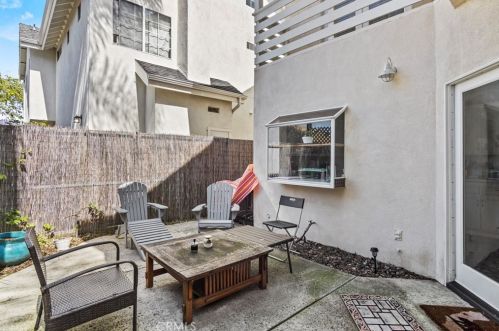 1813 Huntington St, Huntington Beach CA  92648-3131 exterior