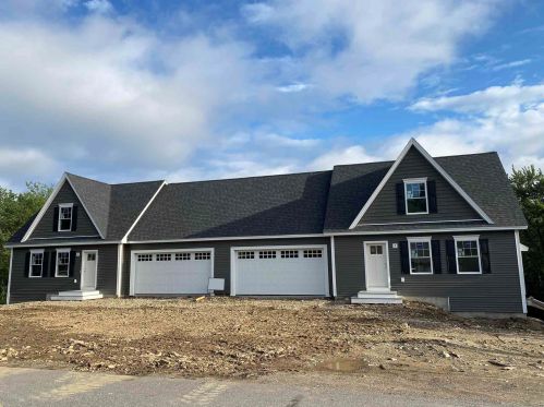 46 Lovell Rd, Stratham NH  03885-2218 exterior