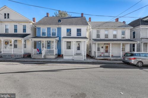 9 Orchard St, Hanover, PA 17331-3332