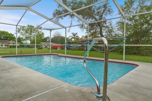 6205 Kimball Ct, Brooksville FL  34606-5632 exterior