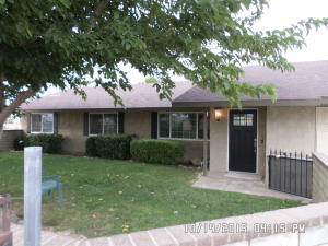 42717 6th St, Lancaster, CA 93535-5257