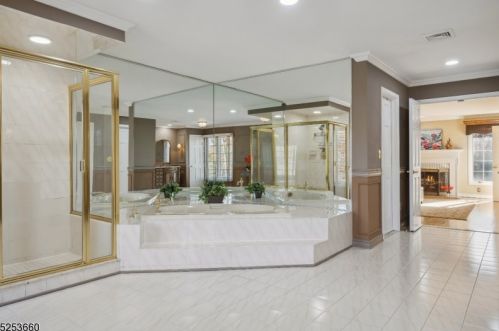 32 Ridge Rd, Parsippany NJ  07834-9629 exterior