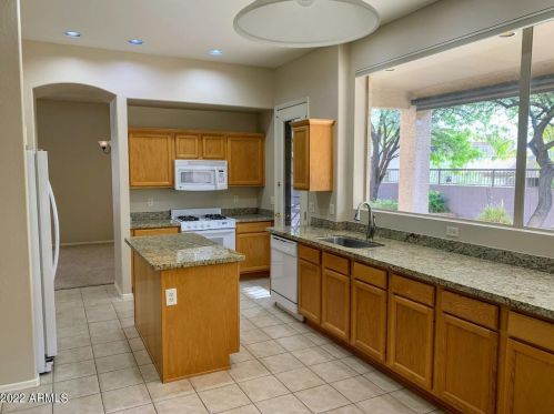 3541 Barron Cir, Mesa, AZ 85207-1881
