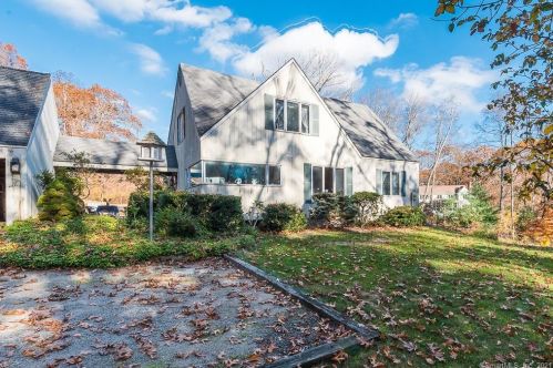 39 Book Hill Rd, Essex, CT 06426-1318