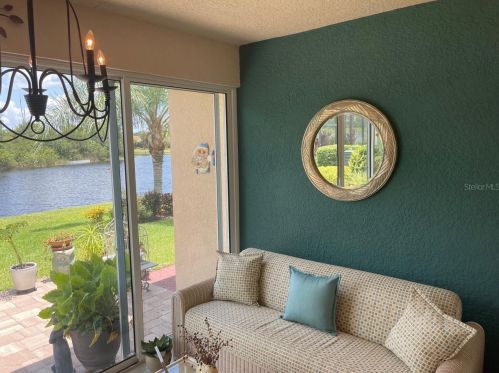 15831 Aurora Lake Cir, Wimauma FL  33598-4031 exterior