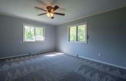 1545 Cedar Ln, Milwaukee WI  53217-1102 exterior