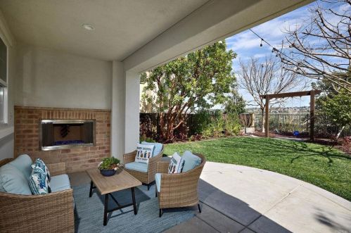 1931 Marcasite Pl, Carlsbad CA  92009-5204 exterior
