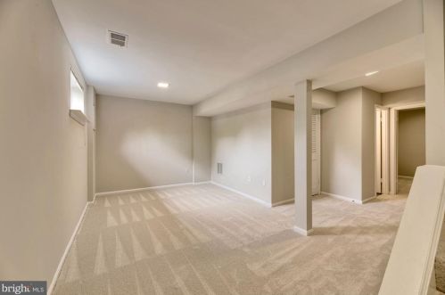 2792 Hyson Ln, Falls Church VA  22043-3522 exterior